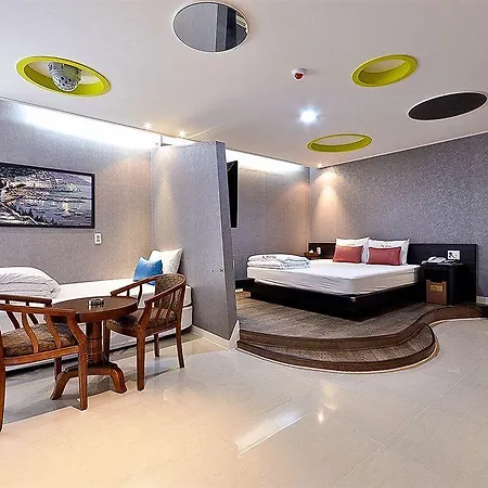 Mk Motel